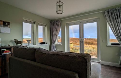 Caroy House | Ruadh