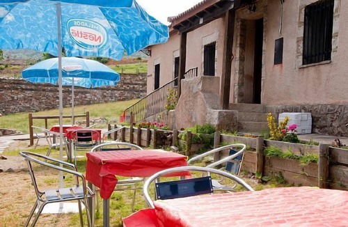 Puebla de la Sierra Cottage | Rural apartment El Yayo de la Puebla for 2 people