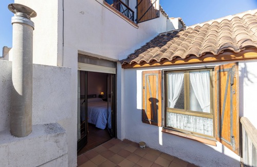 Sonseca House | Rural House 'Casa Albanta' with Private Terrace, Wi-Fi, and Air Conditioning