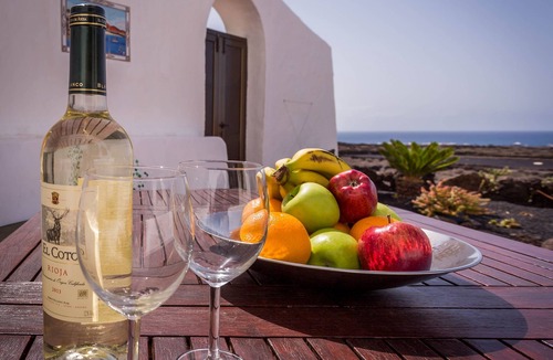 Haria House | Rustic house walking distance to the beach