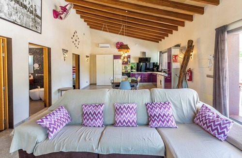 Lloret de Vistalegre Cottage | Sa Garriga - peaceful stay amid nature and animals in the heart of Mallorca