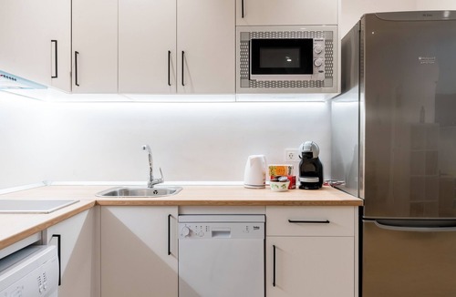 San Vicente Apartment | SANTA BARBARA CENTRAL SUITES, 2BDR AP ON THE 1ST FLOOR