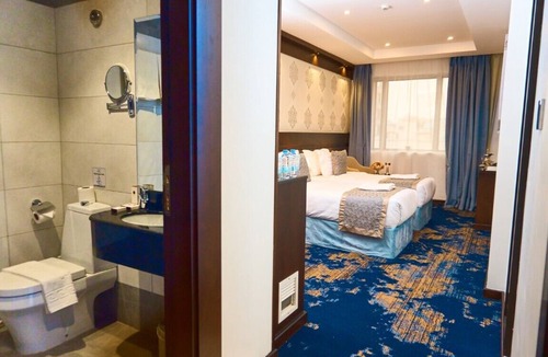 60th Street Hotel | Selat Al Bait Hotel