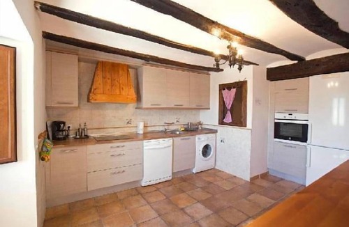 Iza Cottage | Self catering jaxo etxea for 10 people