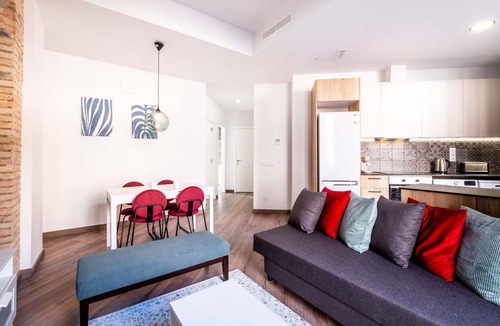 Morvedre Apartment | Serene Apartment with a Relaxing Atmosphere