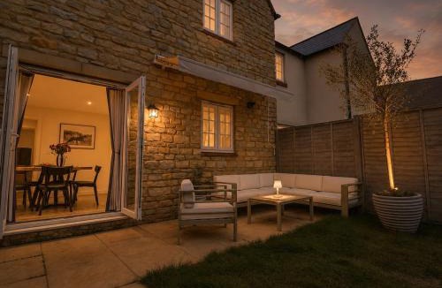 Silverstone House | Silverstone Paddock Retreat