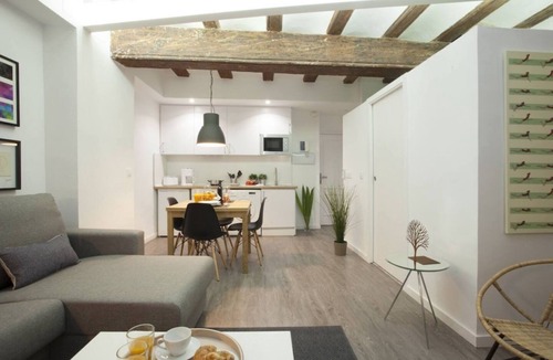 Valencia City Centre Apartment | Singular Stays Mercado Central III