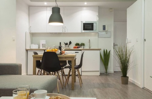 Valencia City Centre Apartment | Singular Stays Mercado Central III