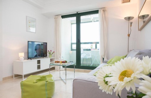 Penya-roja Apartment | SingularStays Alameda