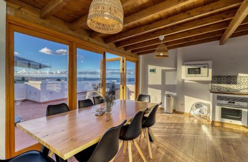 Garachico House | Spacious Home with Tropical Garden, BBQ, Near Seaside