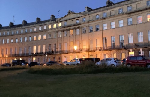 Bath Apartment | Spacious Regency Crescent Idyllic Location