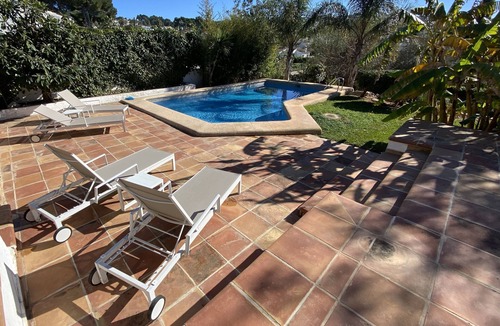El Tosalet Villa | Spacious villa with pool and large garden near beach and restaurants