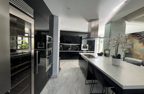 La Seu Apartment | Spectacular & luxurious duplex penthouse steps away from Plaza de la Virgin
