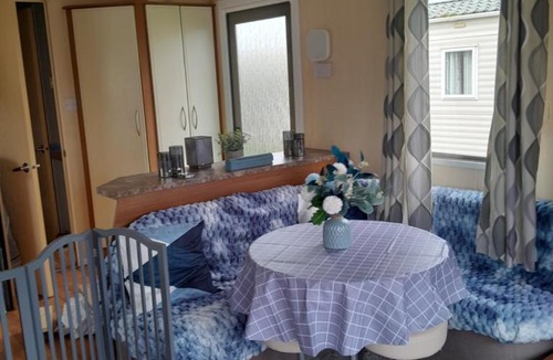 Mappleton Resort | Static caravan - sleeps 8