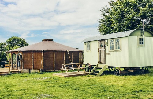Durrington Cabin | Stone Circle Glamping