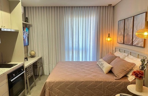 Zona 01 Apartment | Studio 1502 com sacada, garagem e A/C