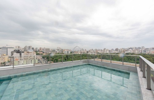 Cidade Baixa Apartment | Studio Compacto e Moderno de Frente para o Parque