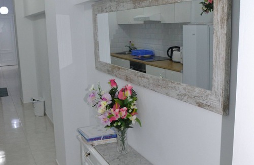 Pla del Bon Repos Apartment | Stunning 2 Bedroom Apartment Fully Refurbished With Air-conditioning