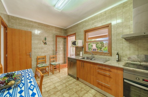 Cala Murada House | Stunning private villa for 5 guests with WIFI, TV, terrace, pets allowed and panoramic view