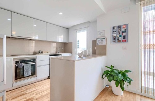Altea Apartment | Stylish Duplex in old town, 6p, WiFi, A/A, Parking, bike station, pool, terrace