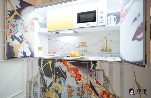 Moscardo Apartment | Suite Kintsugi by Justine Apartments: Sensual Elegante y Pecaminoso
