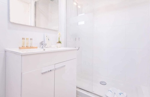 La Nova Esquerra de l'Eixample Apartment | Sweett | Rocafort 201