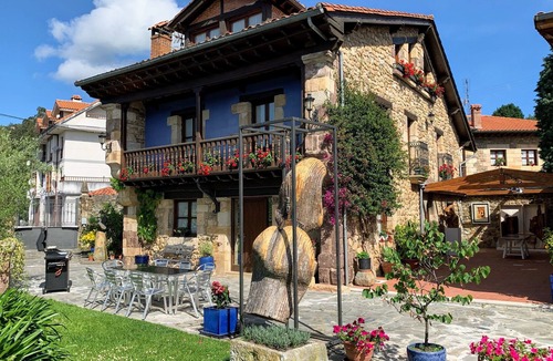 Cabezon de la Sal House | The Sculptor's House