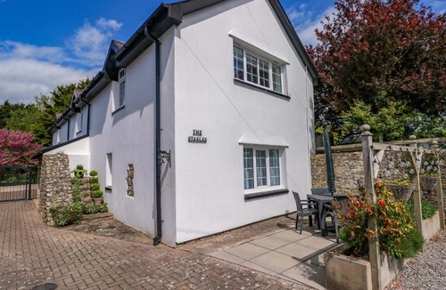 Saint Athan House | The Stables
