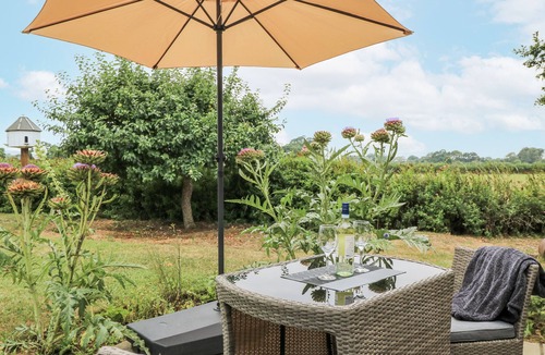 Potterne Cottage | The West Wing