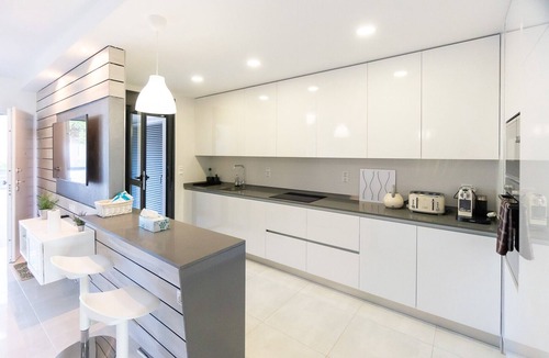 Orihuela Costa Apartment | Three bedroom apartment for rent in the Residence "Royal Park 23" in Villamartin (Orihuela).
