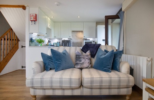 Stibb Cottage | Toad Hall is a spacious cottage in North Cornwall full of character