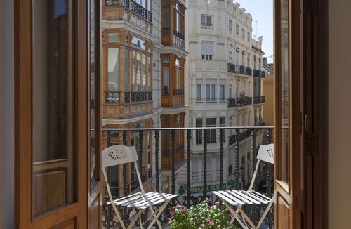 La Seu Apartment | Torres de Serranos, 2 Bedrooms,4 P+balcony in Ciutat Vella, in downtown Valencia