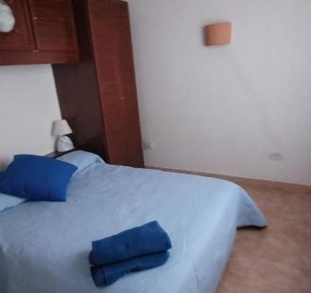 Arnella House | Tres Sirenas