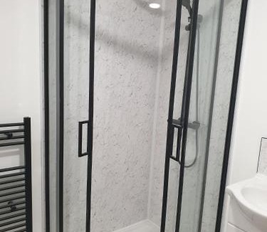 Rhosllanerchrugog Apartment | Ty Twt