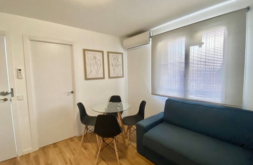 Moscardo Apartment | Usera Center/Mirasierra 1