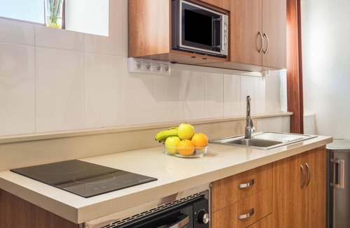 La Solana Apartment | Vacation Apartment 'Casa Rural Encarna' with Wi-Fi