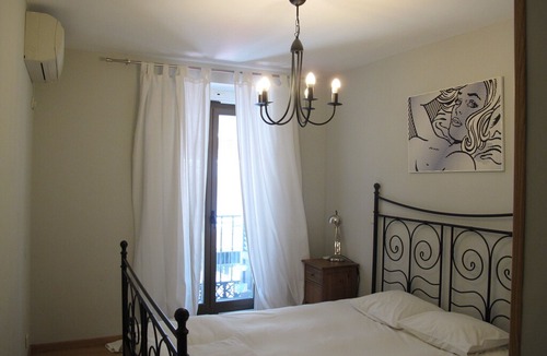 Centro Apartment | Valverde III Free Parking