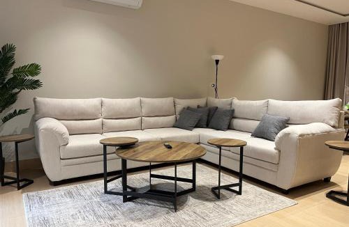 Al Khobar Apartment | Vera 1 Apartment شقه أنيقه بالخبر بثلاث غرف نوم وصاله تتسع ل 6 اشخاص