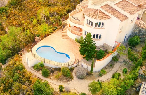 Cumbre del Sol Villa | Villa 'Mimosa' with Sea View, Wi-Fi and Air Conditioning