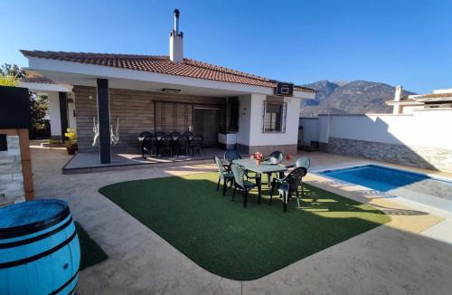 Los Villares Villa | Villa Campoamor