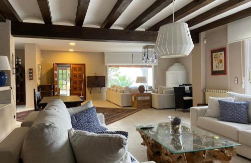 Sant Josep de sa Talaia Villa | Villa Can Goldi con vistas al mar