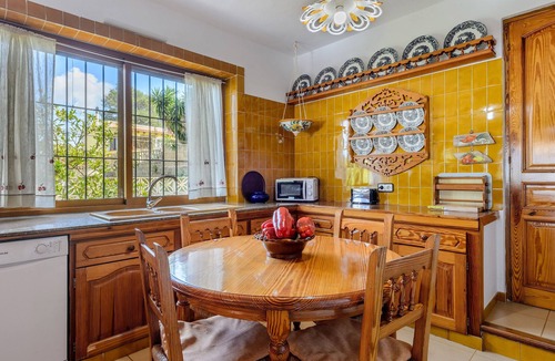 Montecristo Villa | Villa Can Palazon - Five Bedroom Villa, Sleeps 10