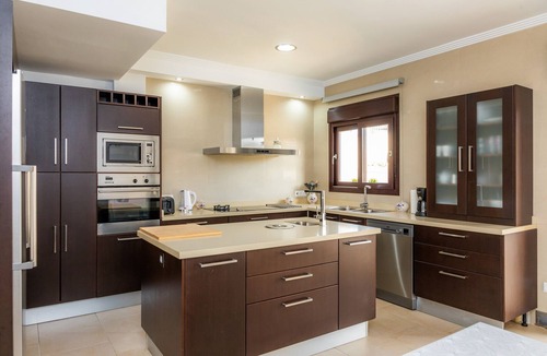 Son Moll Villa | Villa Casa Bon Sol with Pool, Shared Terrace & Wi-Fi