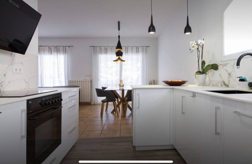 La Canuta House | Villa FARO VERDE