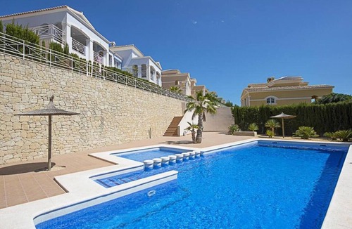La Canuta House | Villa FARO VERDE