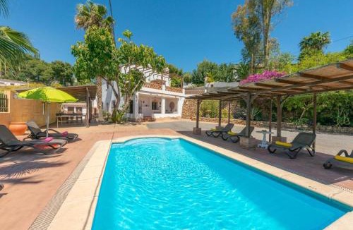 Rio Velez Villa | Villa Franmarco by Villa Plus