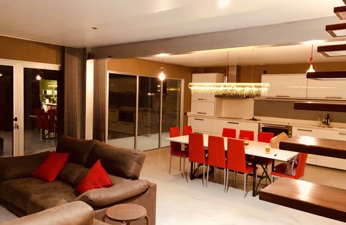 Valdeaveruelo House | Villa La Duquesa