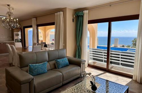 Cumbre del Sol Villa | Villa Paraíso