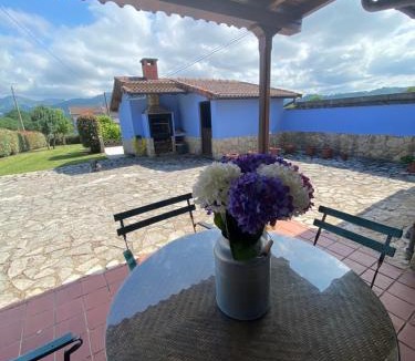 Nava House | Villa Paraes