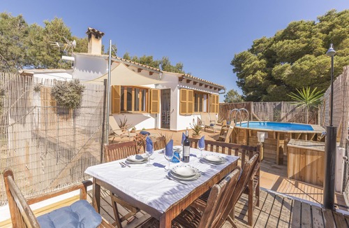 Urbanizacion Mont Ferrutx Ski Chalet | Villa Rosers, a comfortable and cozy property, located near the sea.